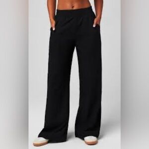 Fabletics women’s black Downtown wide leg relaxed fit pants NWT, size Large Tall